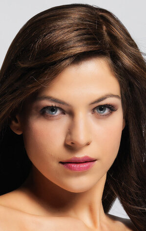 фото Thais Blume