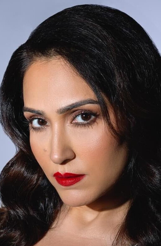 фото Шибани Беди