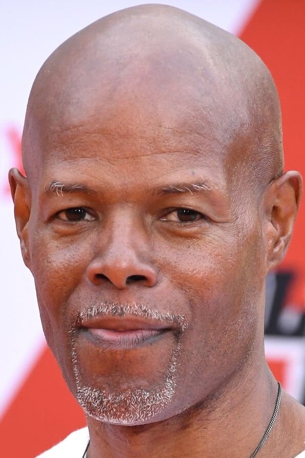 фото Кинен Айвори Уайанс