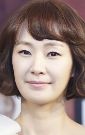 фото Мён Сэ-бин