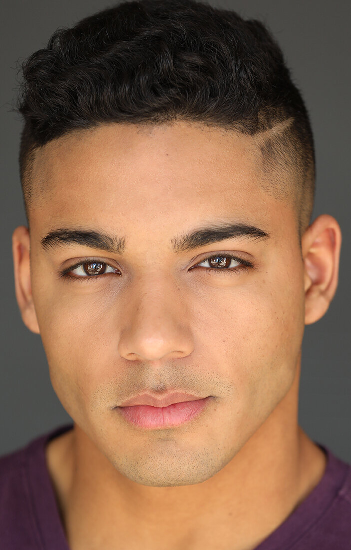 фото Майкл Эванс Белинг