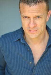 фото Даррел Брайан