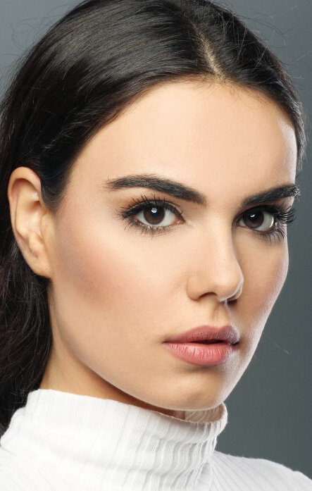 фото Озгю Кая