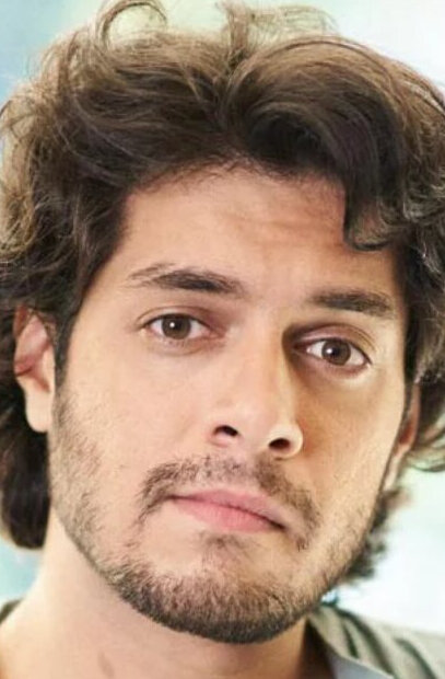 фото Джунаид Кхан