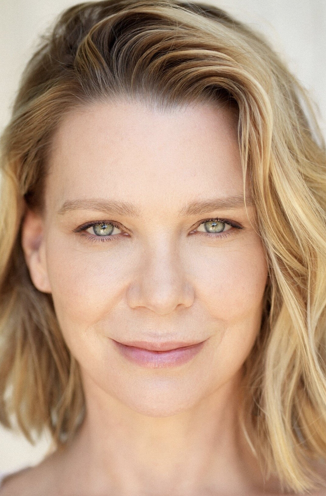 фото Лори Холден