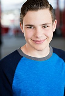 фото Dylan Holzer