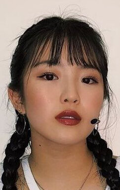 фото Хина Ёсихара