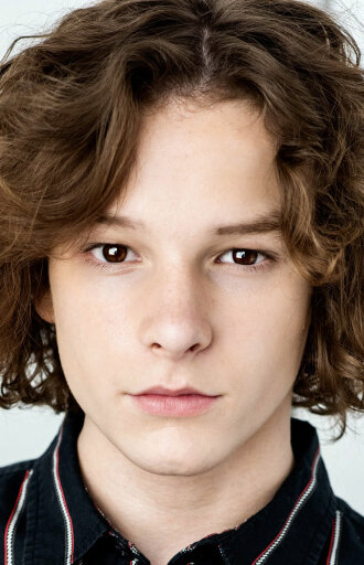 фото Мэйсон Темз