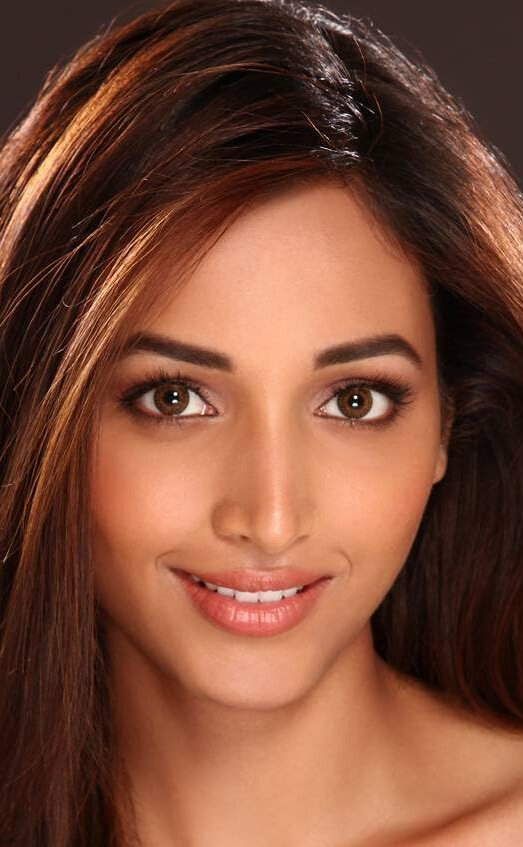 фото Сринидхи Шетти