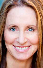 фото Гвен Холлоуэй