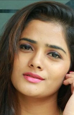 фото Бхагьяшри Мот