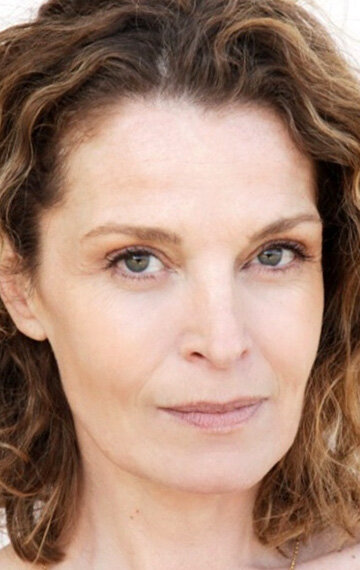 фото Изабель Рено