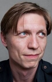 фото Валентейн Дененс