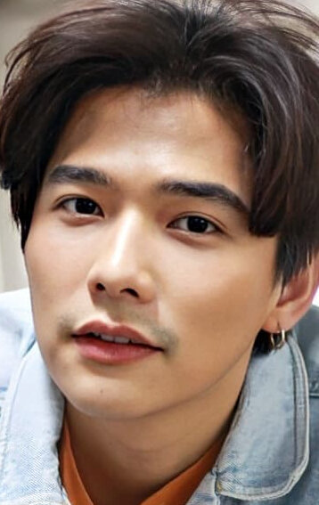 фото Тханат Локхунсомбат