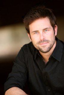 фото Брайан Кроу