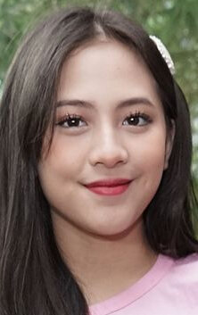 фото Адхистри Зара