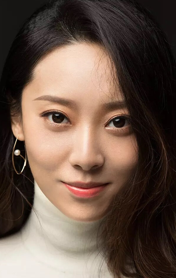 фото Э Цзинвэнь