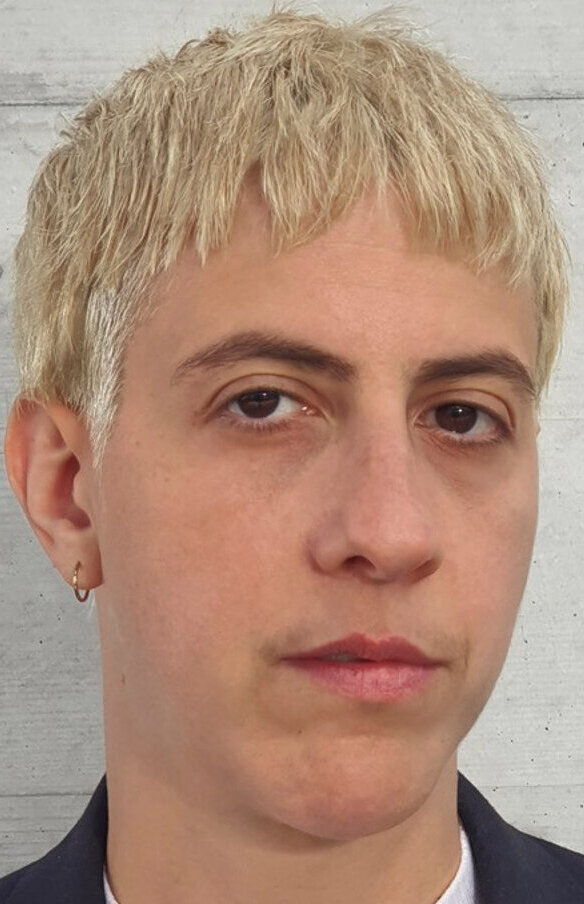 фото Ли Тавор