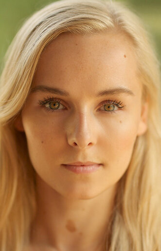 фото Оливия Ле Андерсен