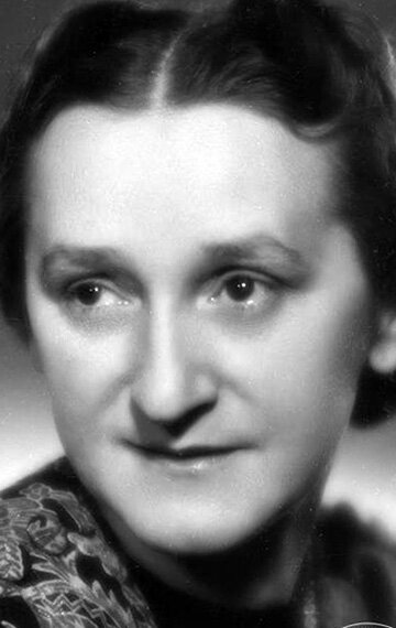 фото Лола Скрбкова