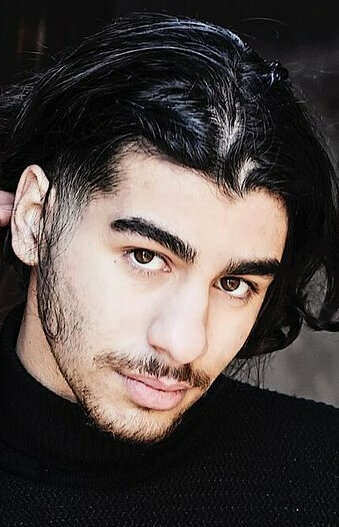 фото Догухан Кабадайи