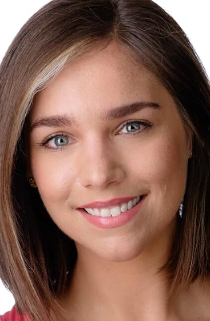 фото Эмили Перри