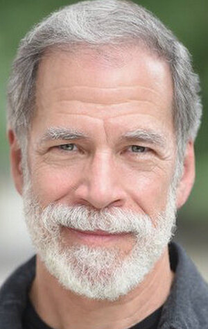 фото Джеймс Лури