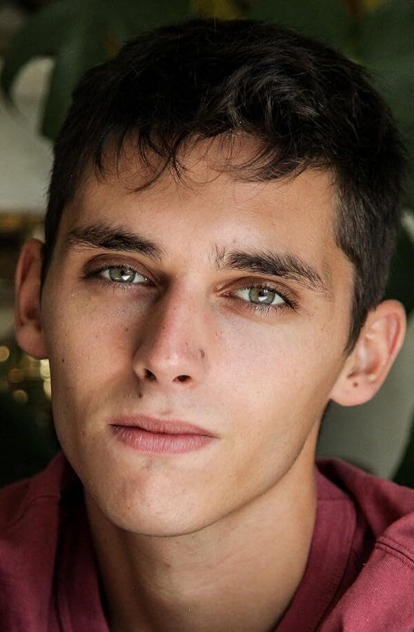 фото Тео Ожье