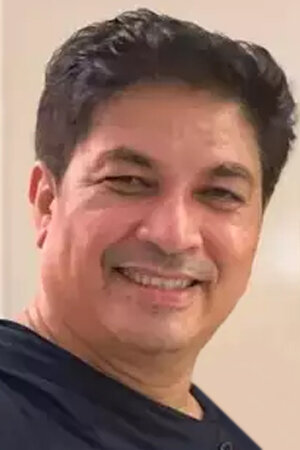 фото Исмаил Умарр Кхан