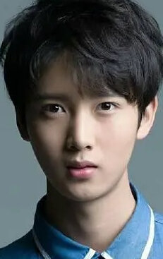 фото Чэнь Ювэй