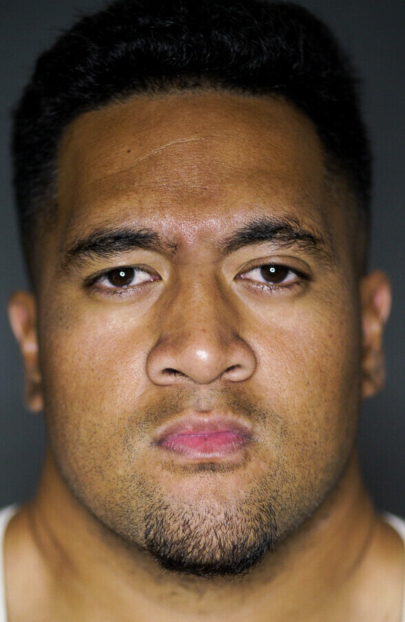 фото Расселл Сател