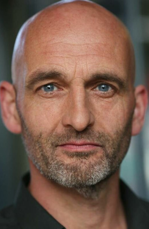 фото Стюарт Гудвин