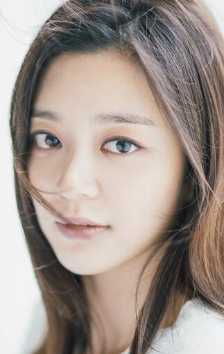 фото Сон Джи-ин