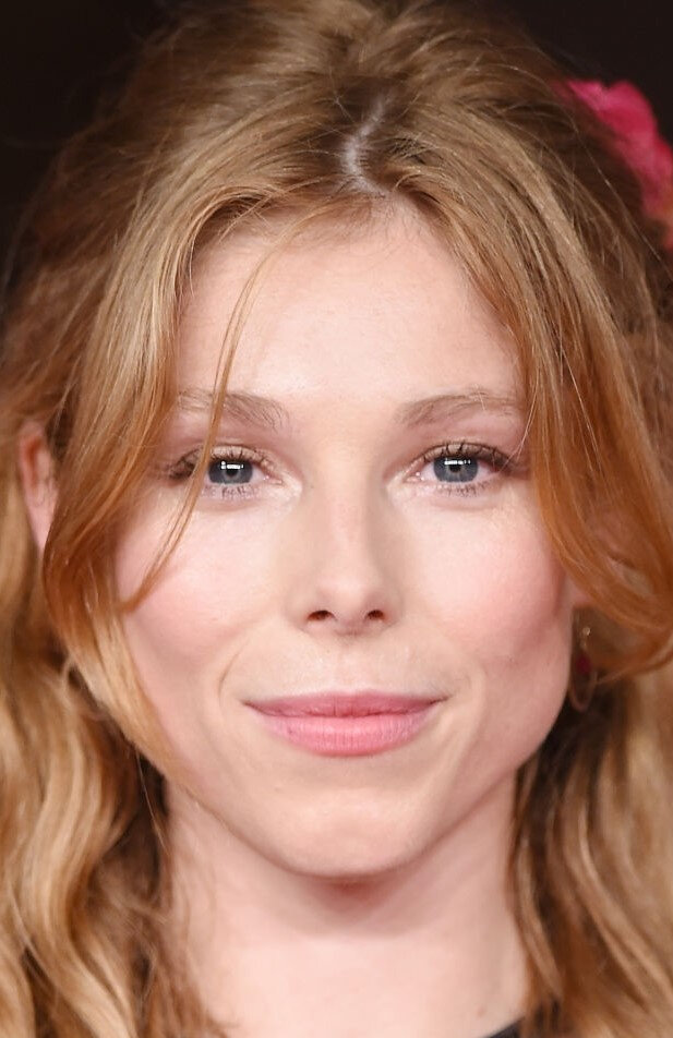 фото Лола Пиплоу