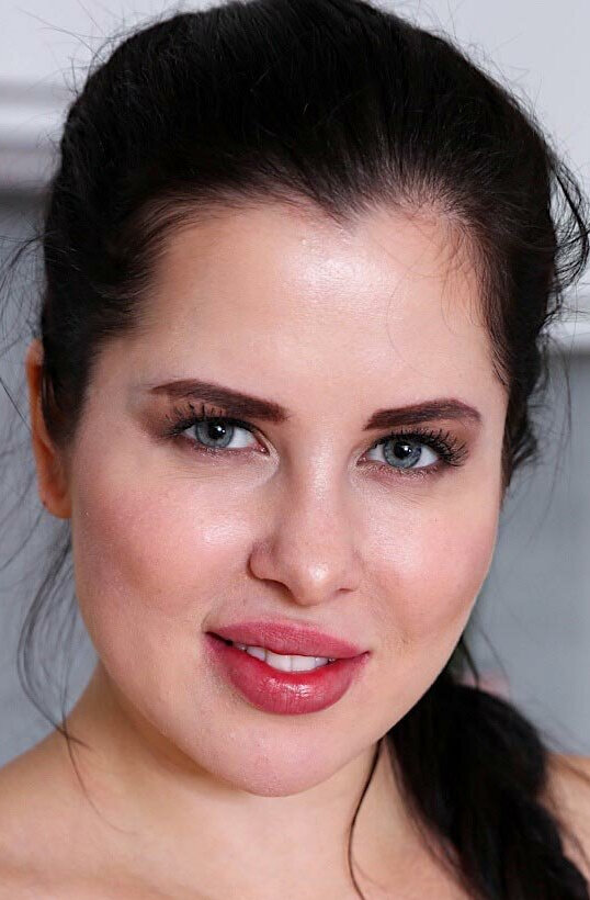 фото Cassie Fire