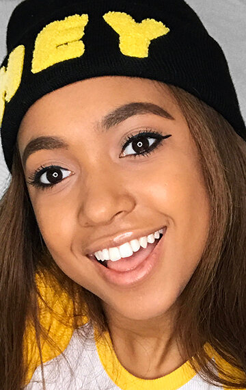 фото Бинет Сенн