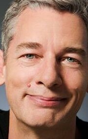 фото Саймон Мур