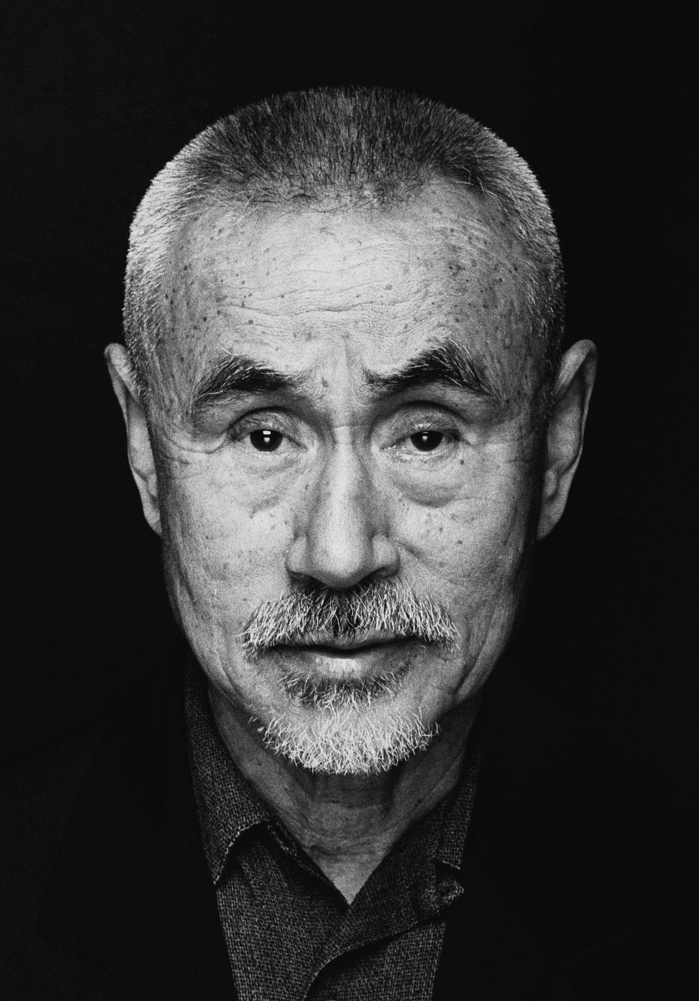 фото Ёси Оида