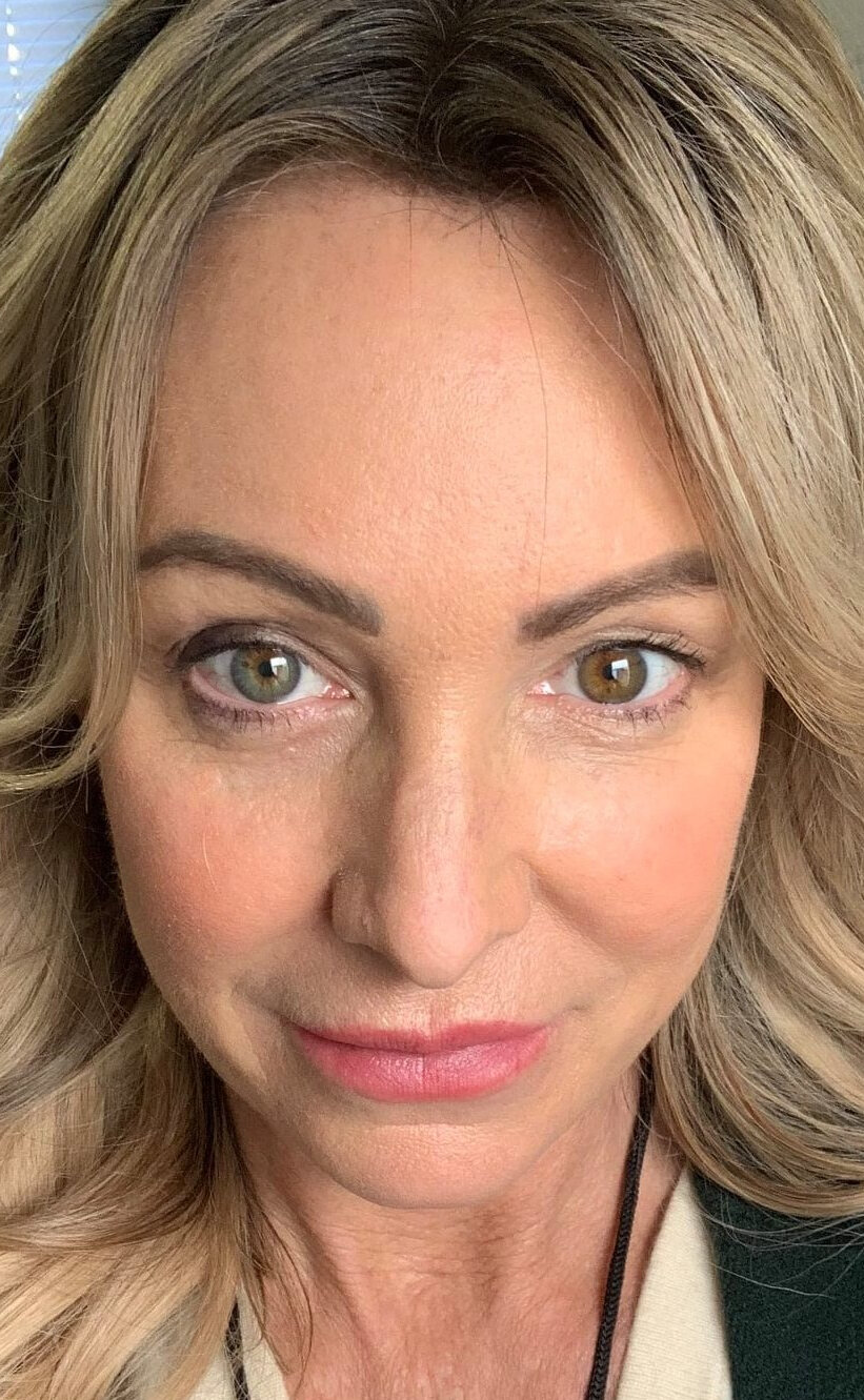 фото Онали Эймс