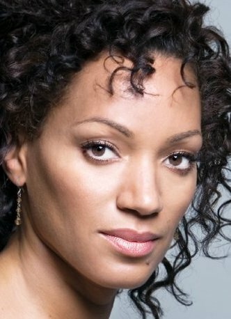 фото Карен Холнесс