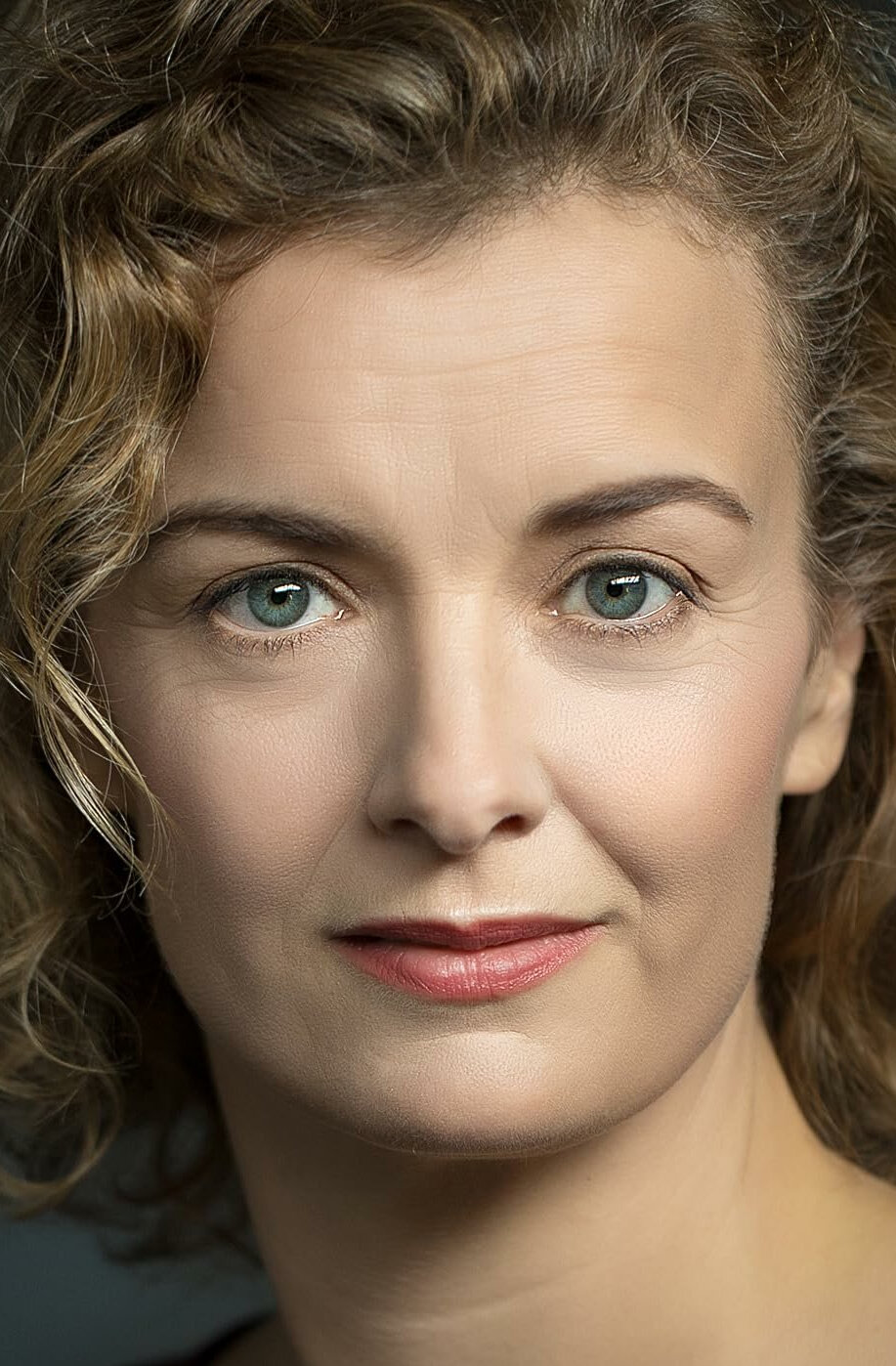 фото Люси Расселл