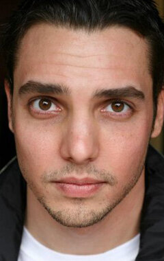 фото Райан Изей