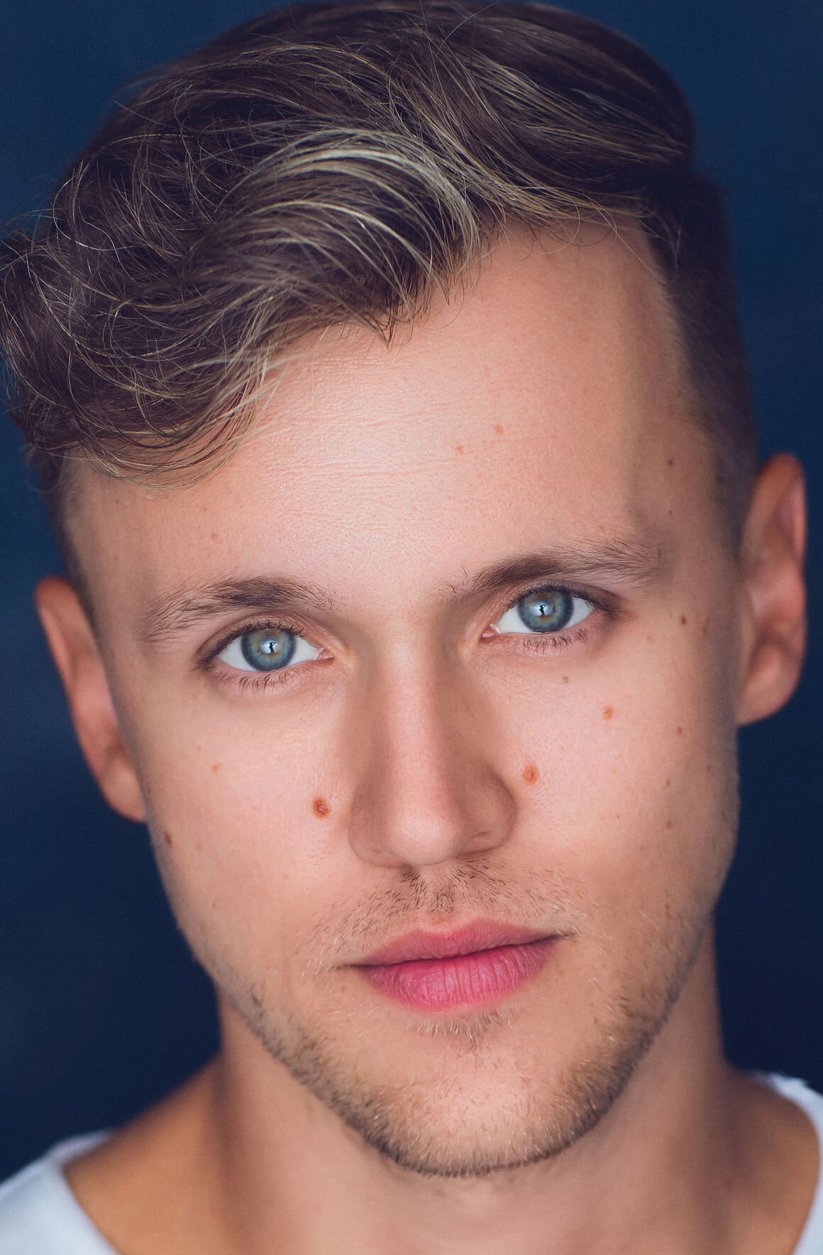 фото Дерек Джонсон