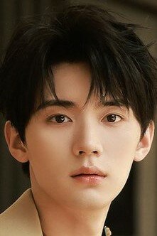 фото Чжоу Ижань