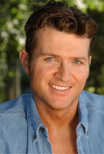 фото Кейд Сэйнт