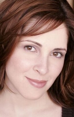 фото Дебра Азар