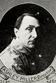 фото Эшли Миллер