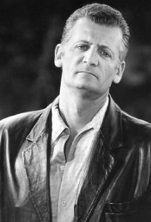 фото Майкл Рейнес