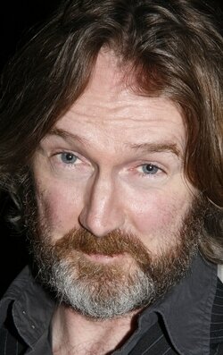 фото Пирс Куигли