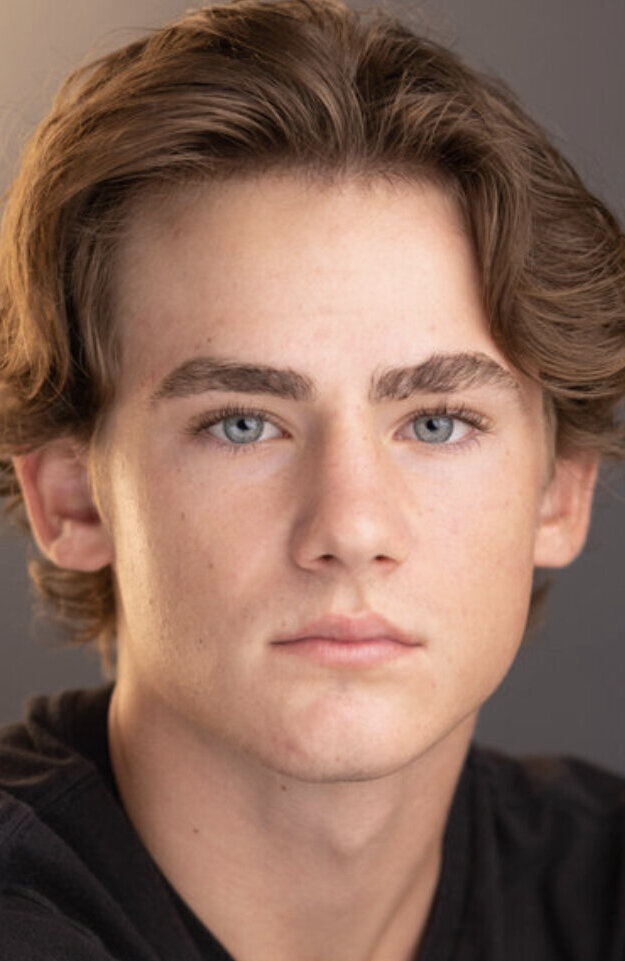 фото Брейди Хепнер